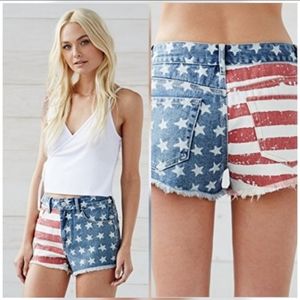 Bullhead American Flag denim shorts, high rise, 28